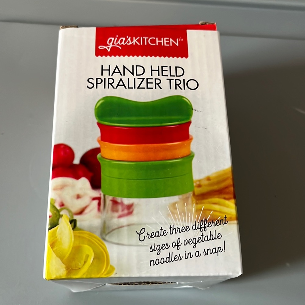 Gia’s Kitchen Handheld Spiralizer Trio